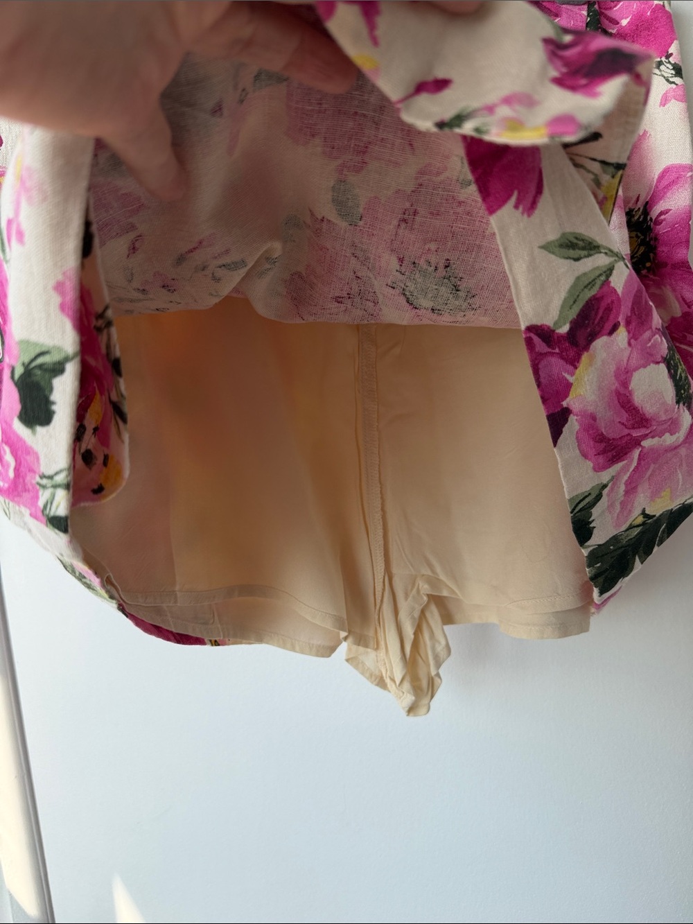 Abercrombie & Fitch Floral Mini Skirt with under shorts Pink, White, Green - Picture 4 of 8